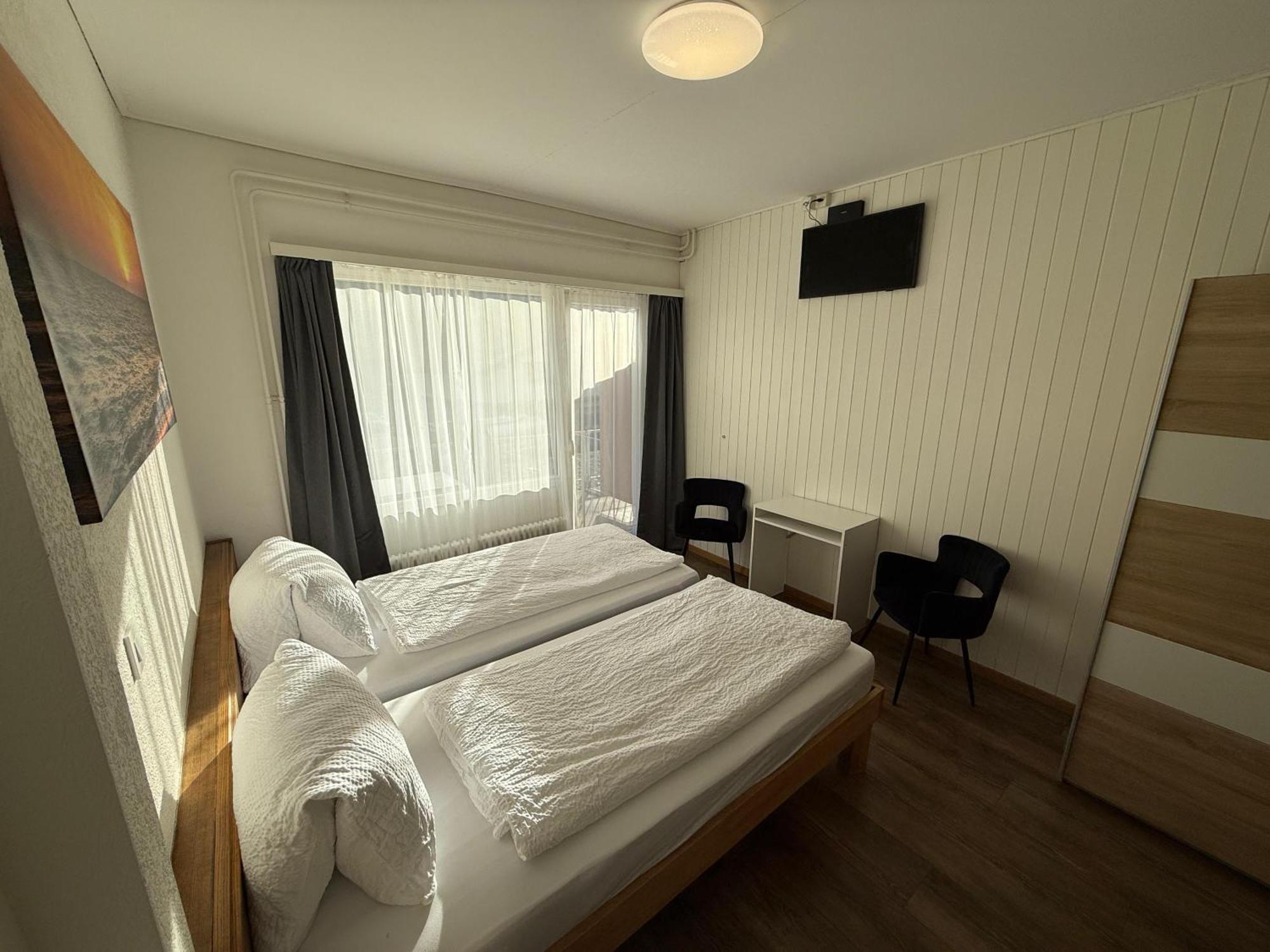 Hotel Christina ヴィルダースヴィル エクステリア 写真
