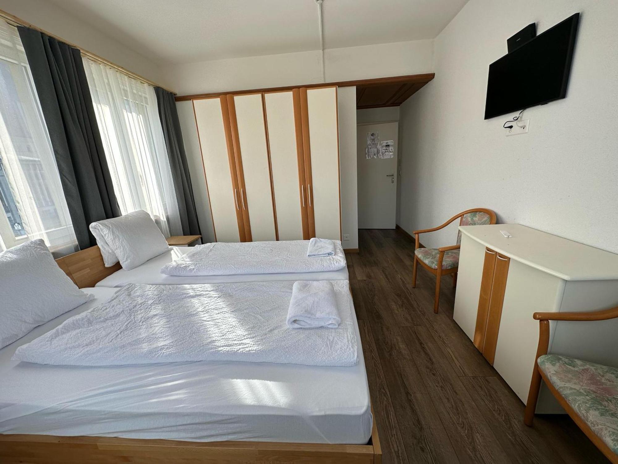 Hotel Christina ヴィルダースヴィル エクステリア 写真