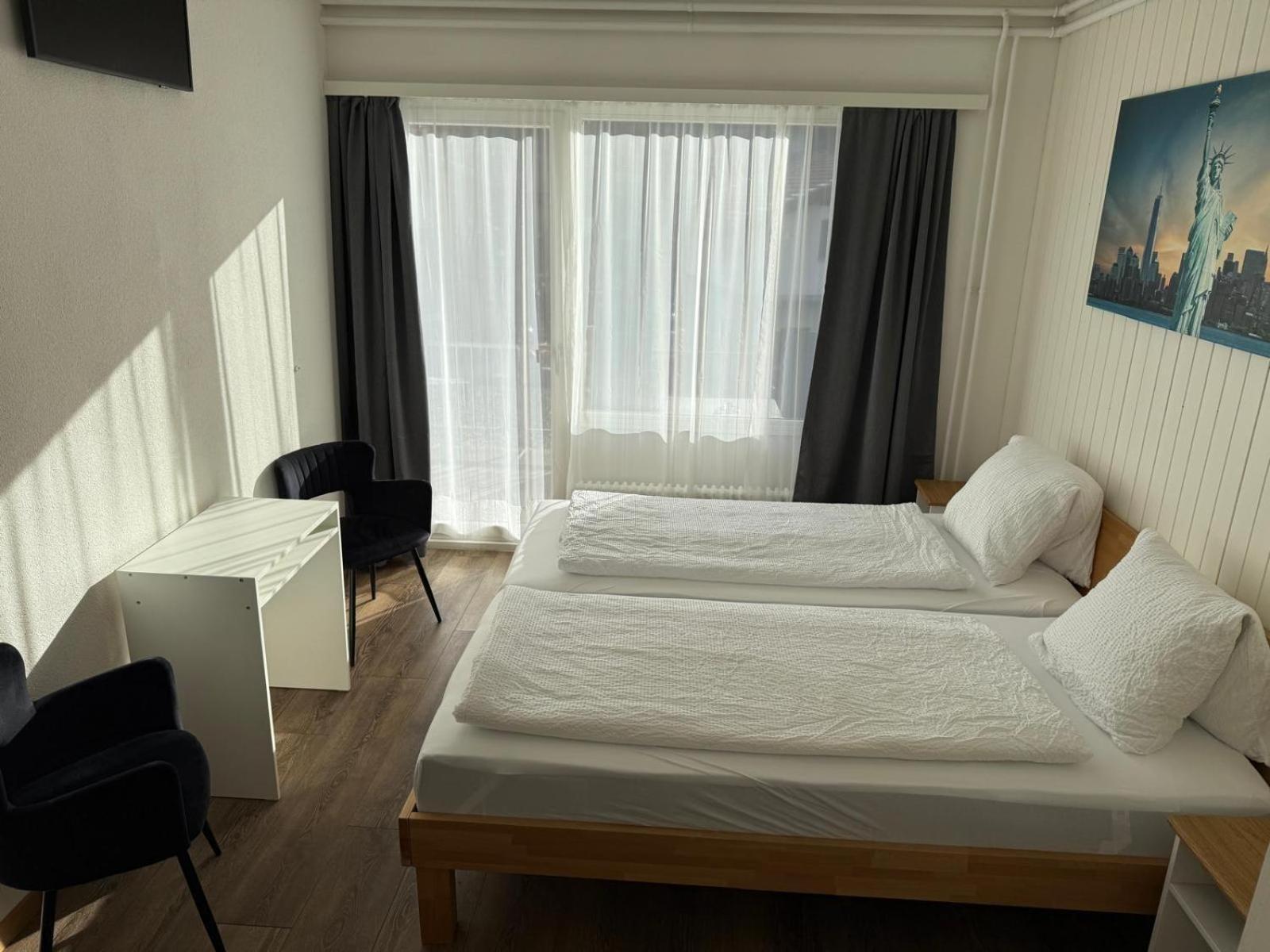 Hotel Christina ヴィルダースヴィル エクステリア 写真